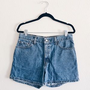 Levi’s Highwaisted Mom Shorts